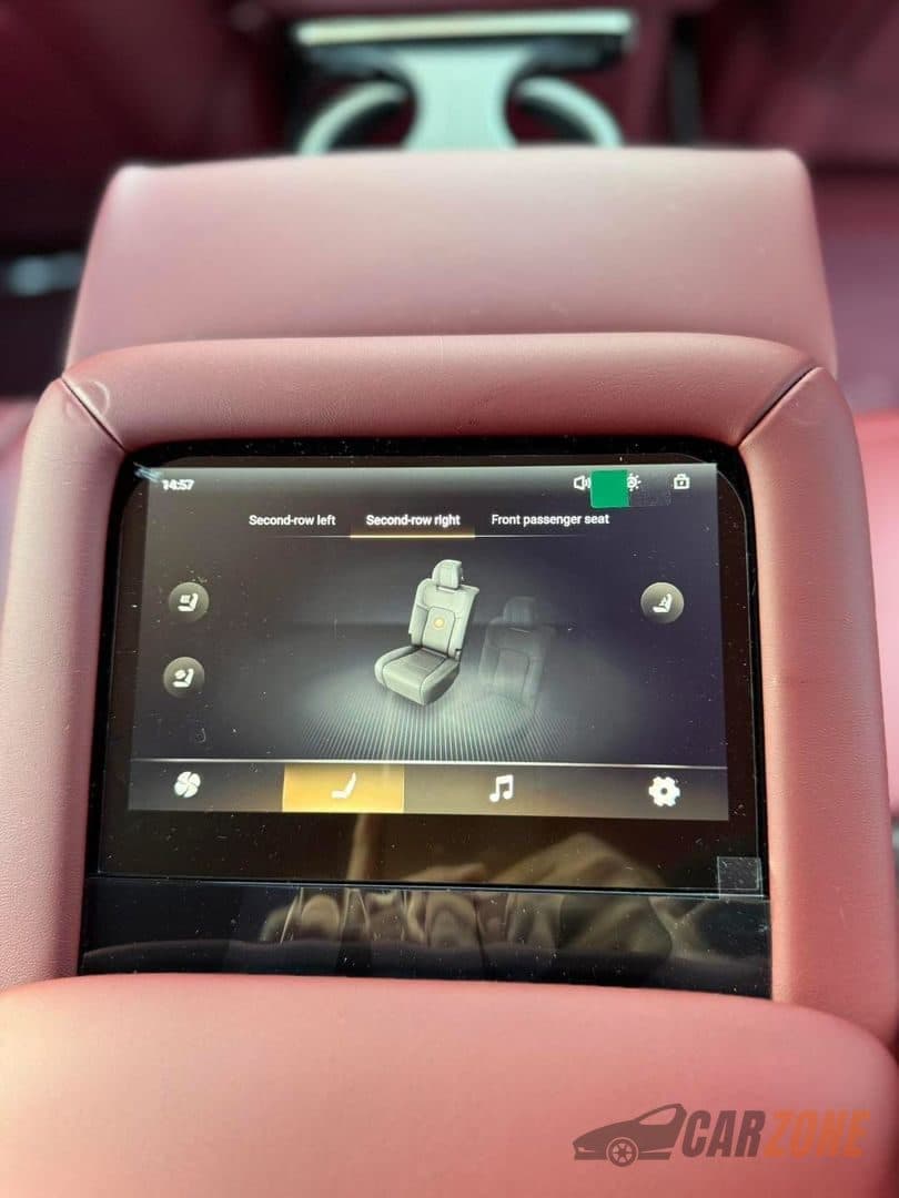 2026 Tank Tank 700 Flagship thumbnail 8