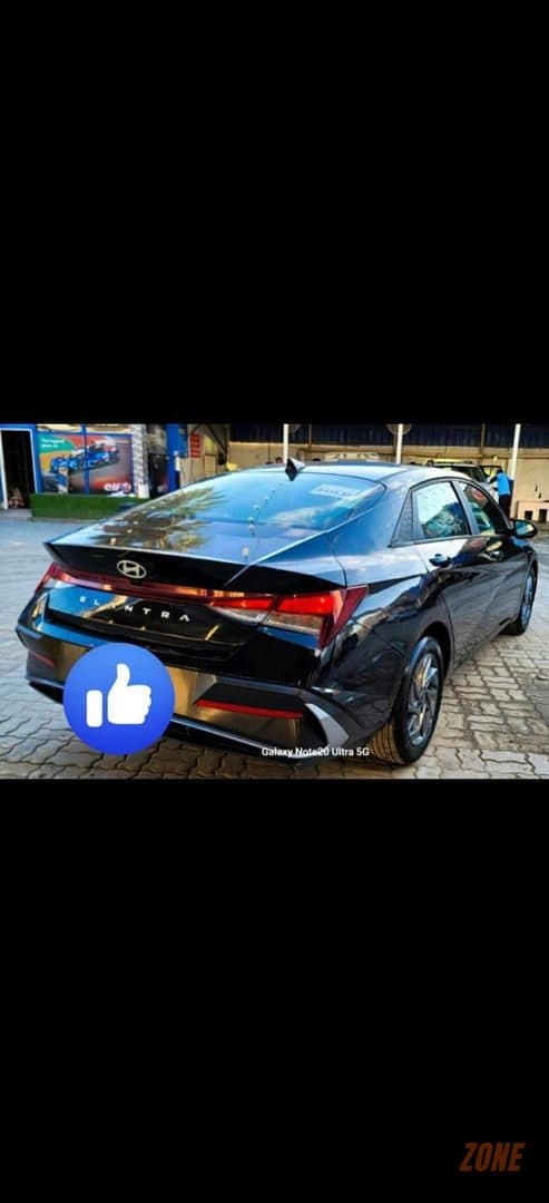 2024 هيونداي إيلنترا SE thumbnail 4