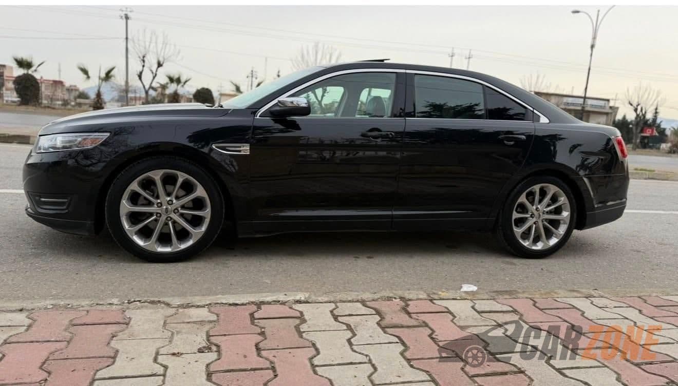 2014 Ford Taurus Limited thumbnail 6