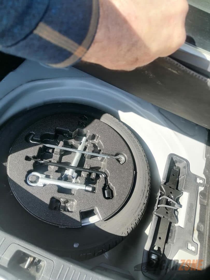 2024 تويوتا كورولا XSE thumbnail 7