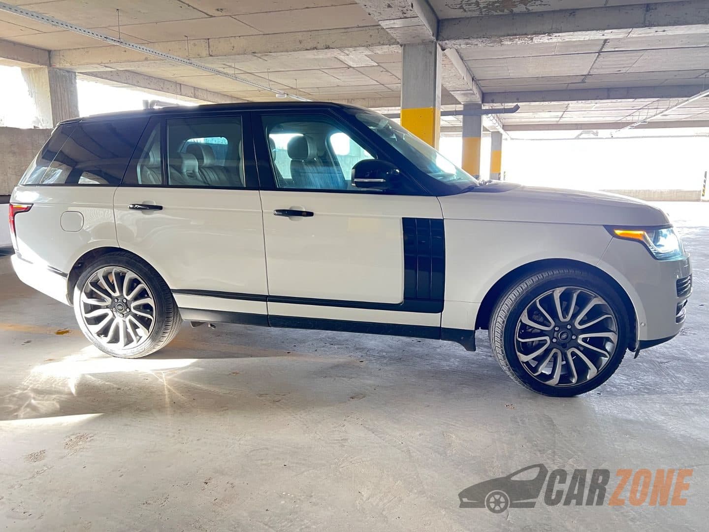 2013 Land Rover Range Rover Autobiography thumbnail 2