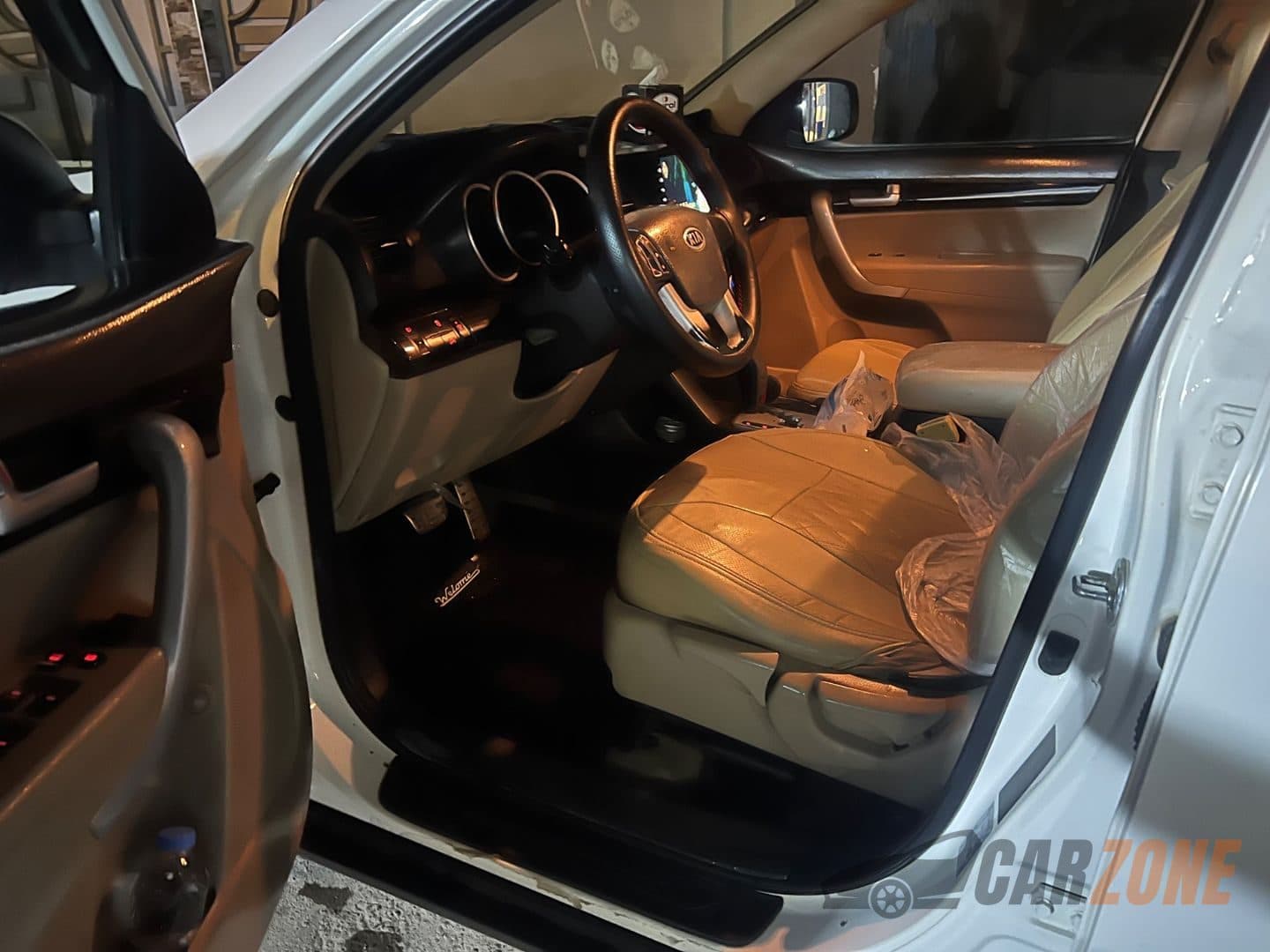 2012 كيا سورينتو thumbnail 9