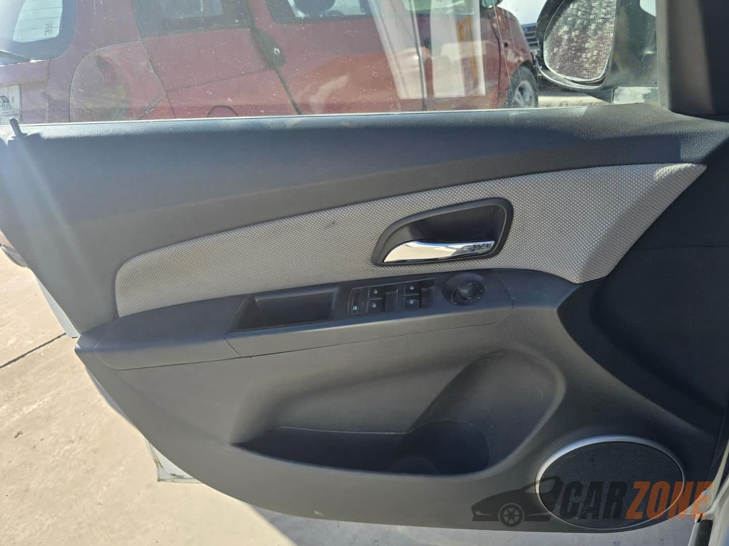 2013 Chevrolet Cruze Base thumbnail 8