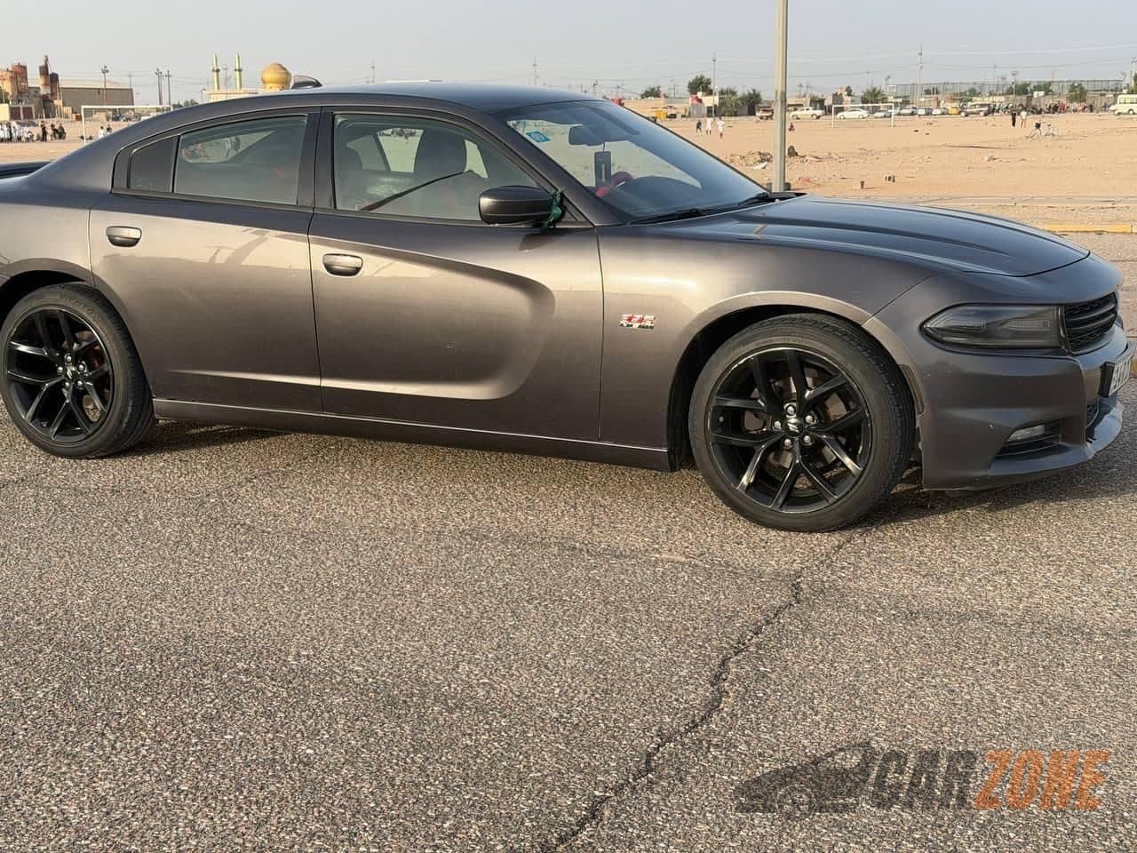 2016 Dodge Charger SXT thumbnail 2