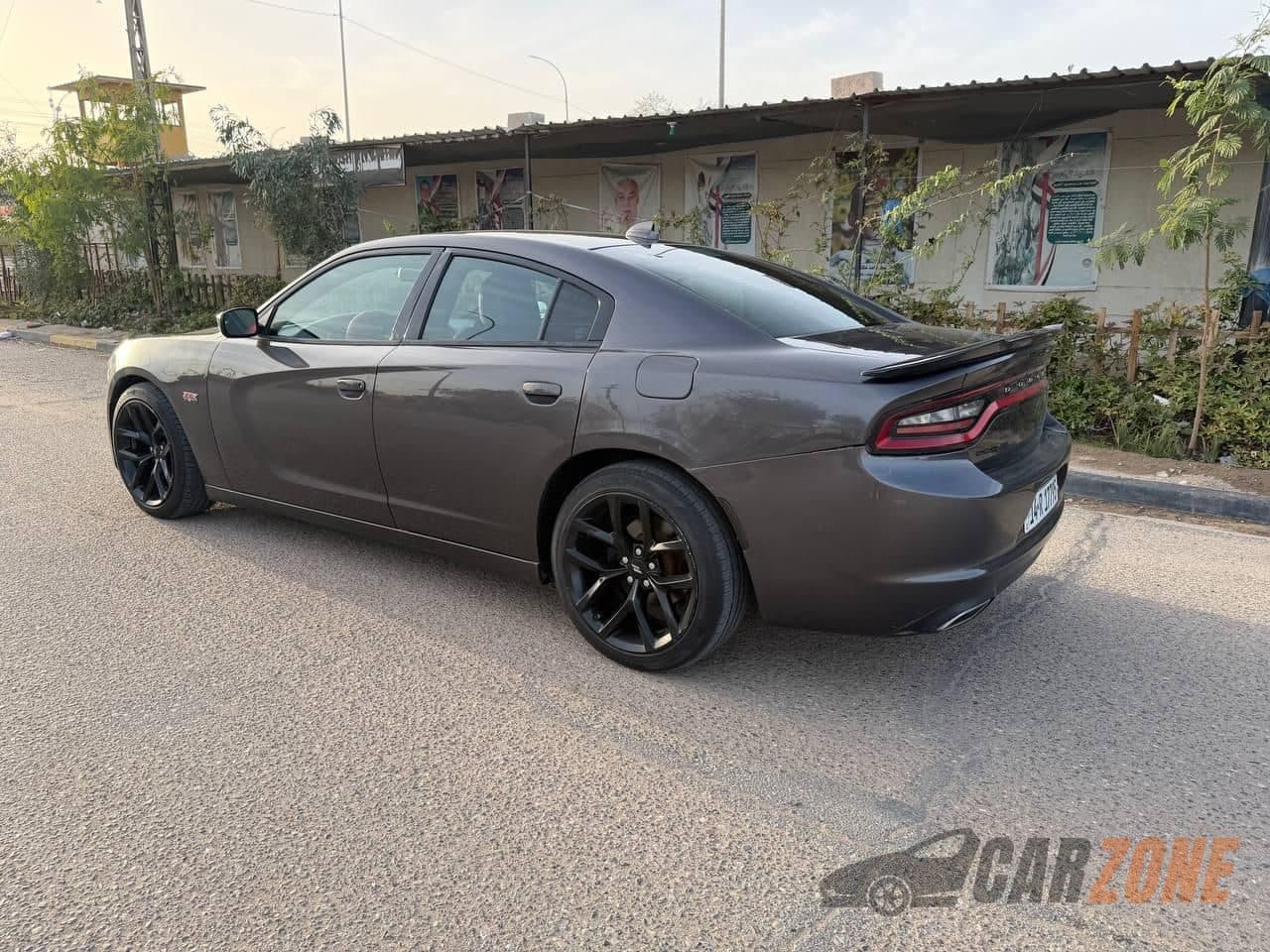 2016 Dodge Charger SXT thumbnail 6