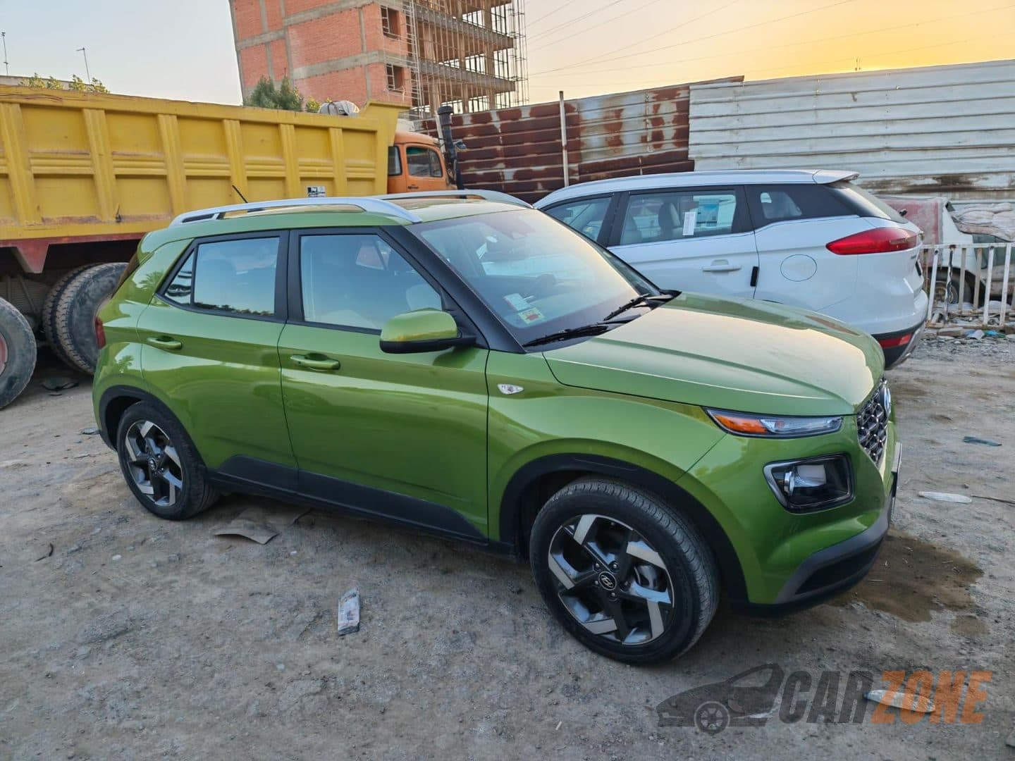 2024 هيونداي فينيو Limited thumbnail 4