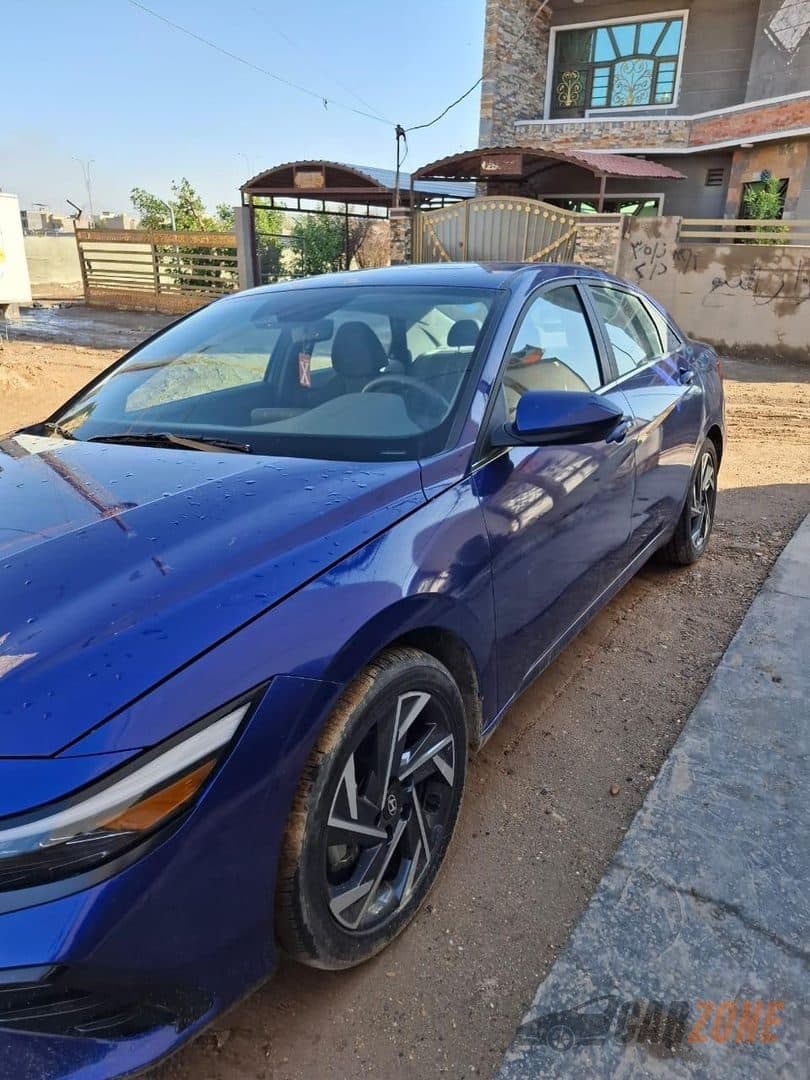 2024 هیوندای ئیلانترا SEL thumbnail 4