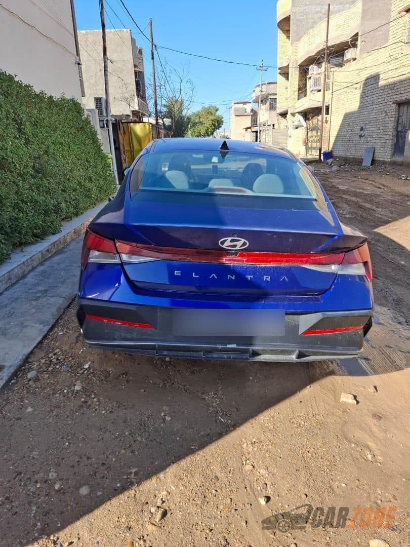 2024 هیوندای ئیلانترا SEL thumbnail 7