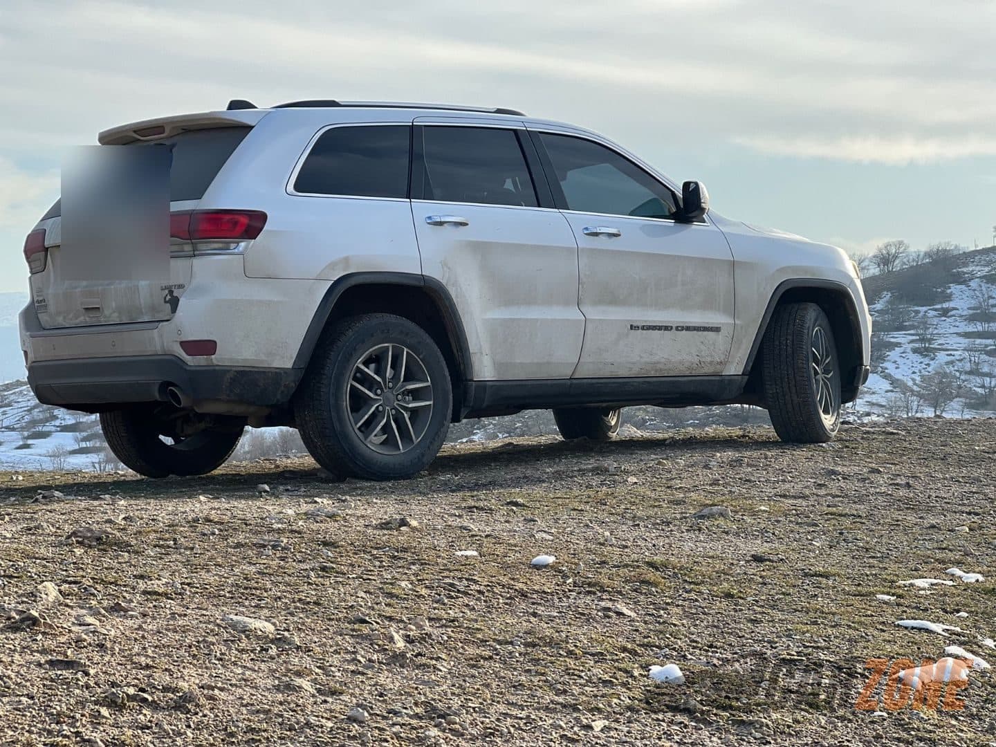 2022 Jeep Grand Cherokee Limited thumbnail 3