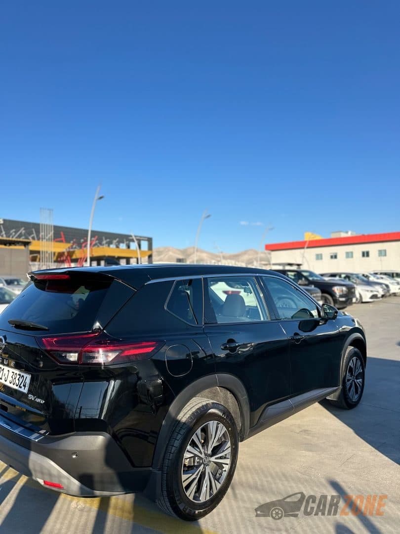 2021 نيسان روغ SV thumbnail 5