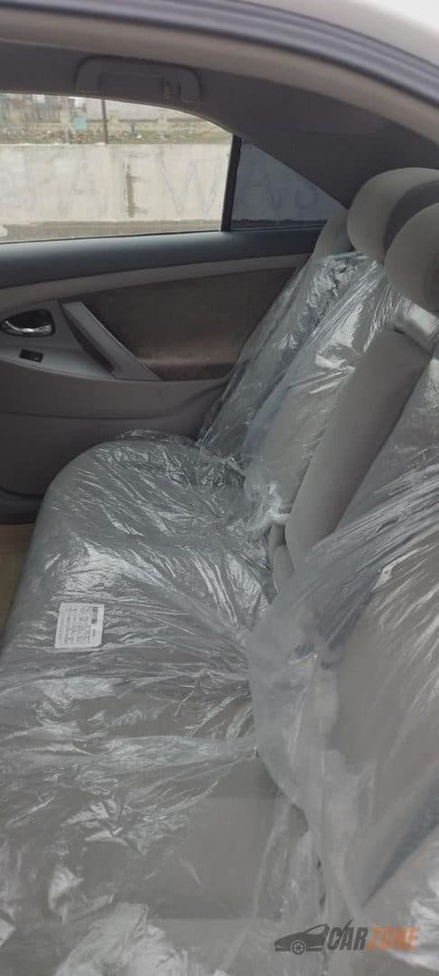 2009 تۆیۆتا کامری ئێل ئی thumbnail 3