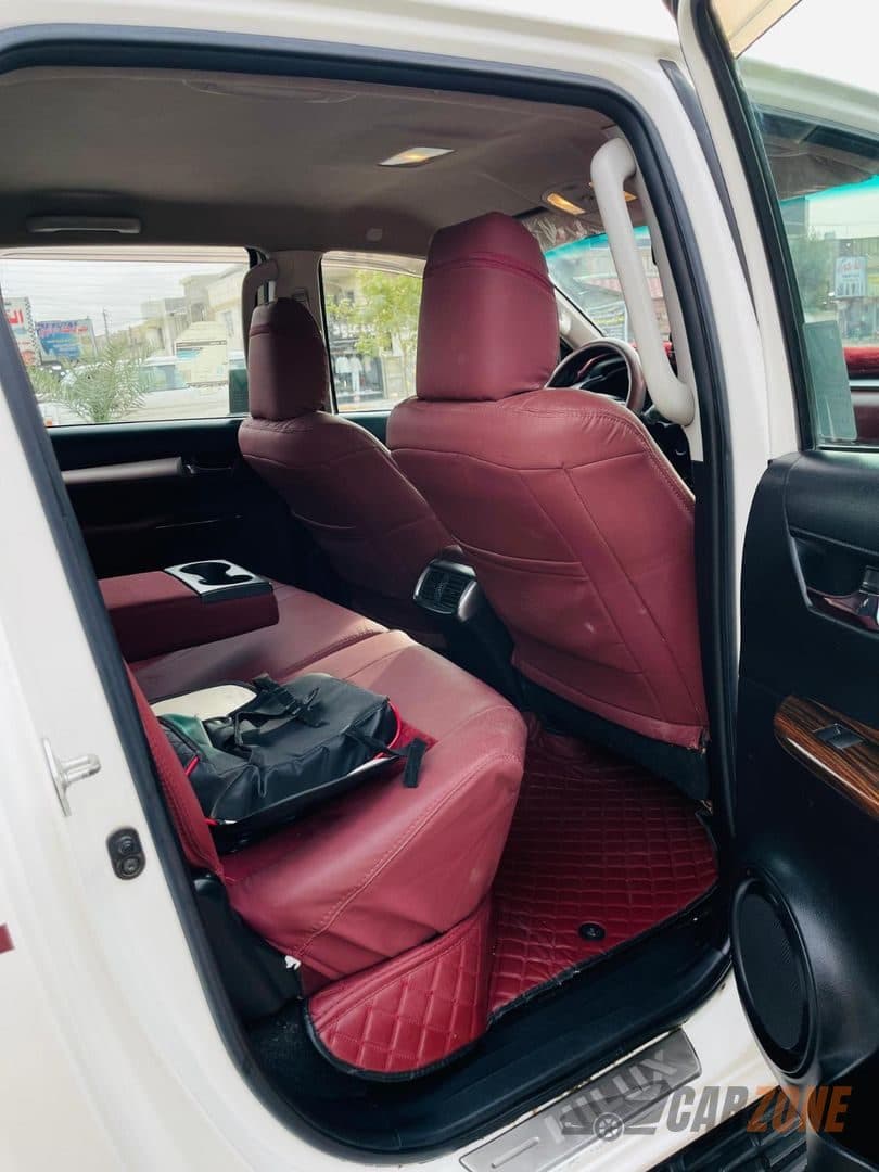 2019 تۆیۆتا هایلوکس SR5 thumbnail 9