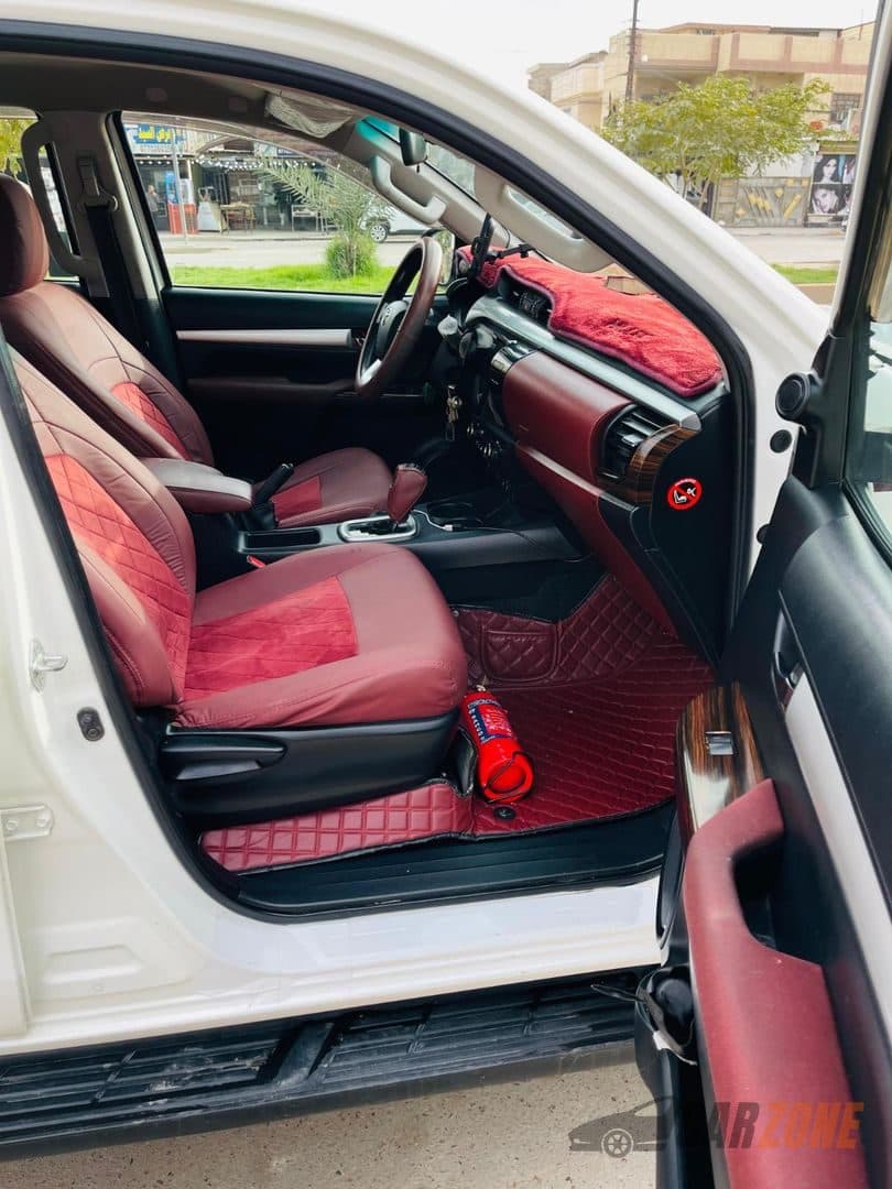 2019 تۆیۆتا هایلوکس SR5 thumbnail 10