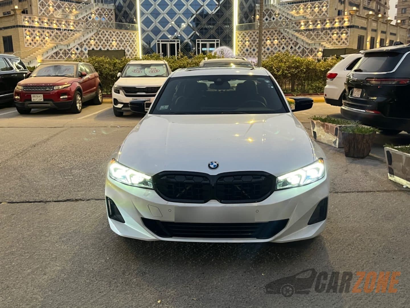 2024 BMW 3 Series Base thumbnail 2