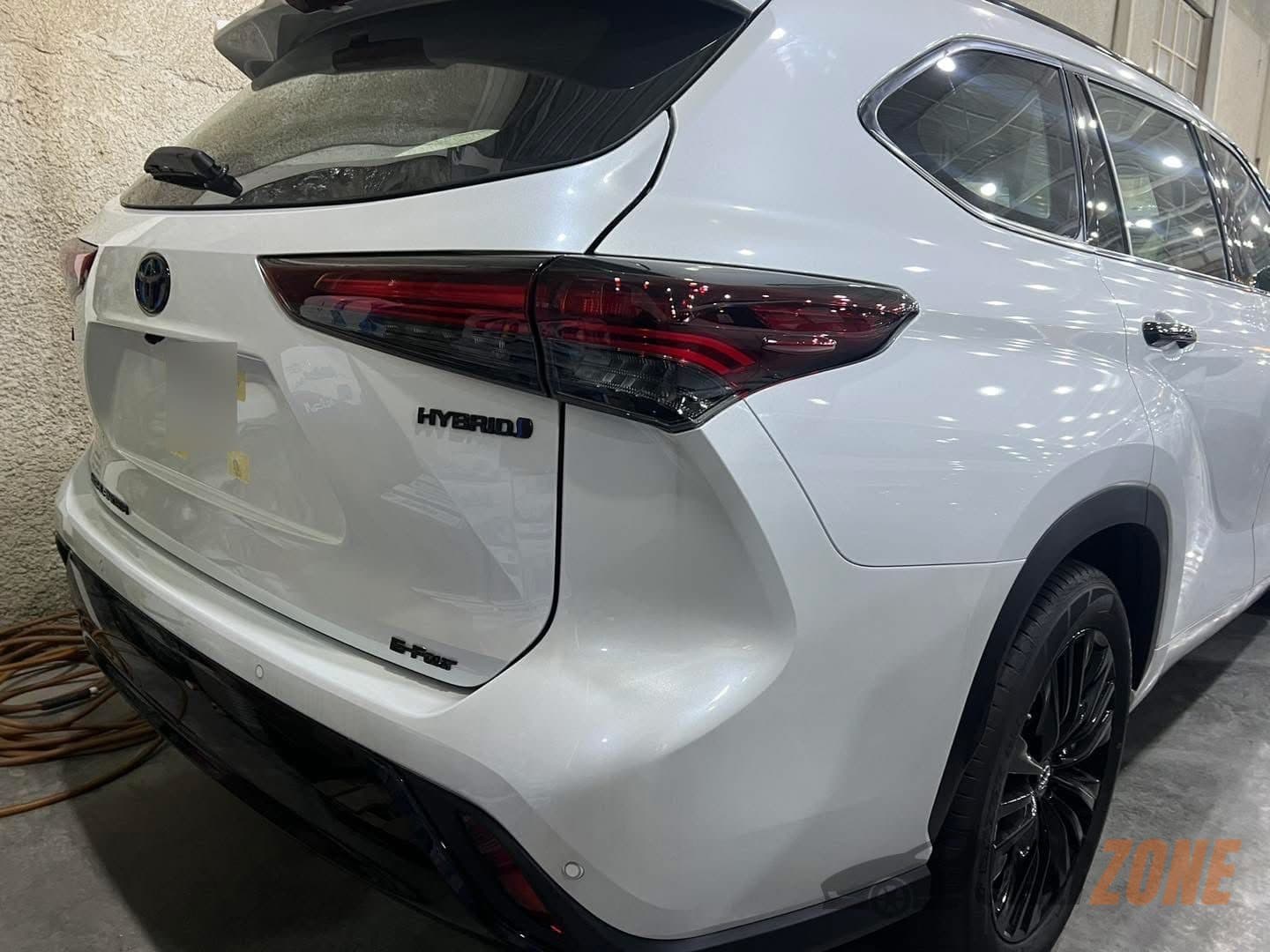 2023 تويوتا هايلاندر Platinum thumbnail 3