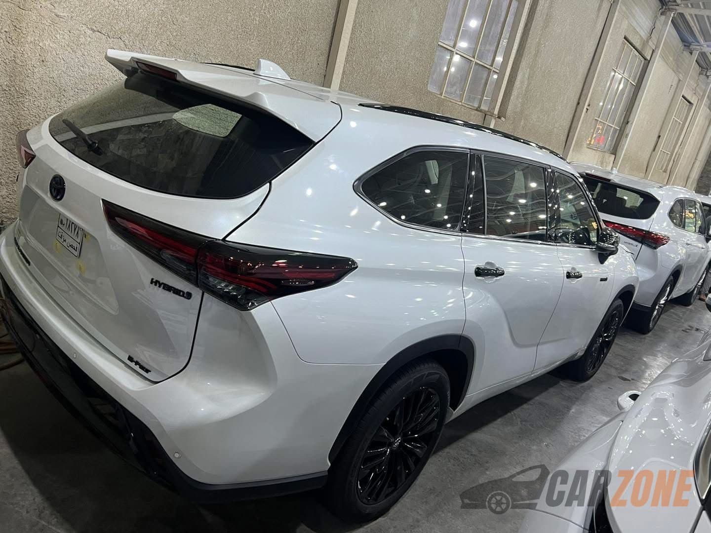 2023 تويوتا هايلاندر Platinum thumbnail 5