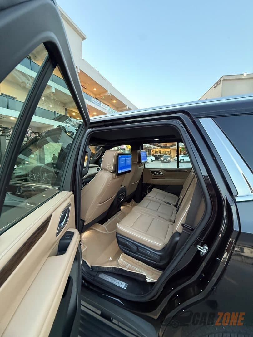 2023 Chevrolet Tahoe LT thumbnail 10