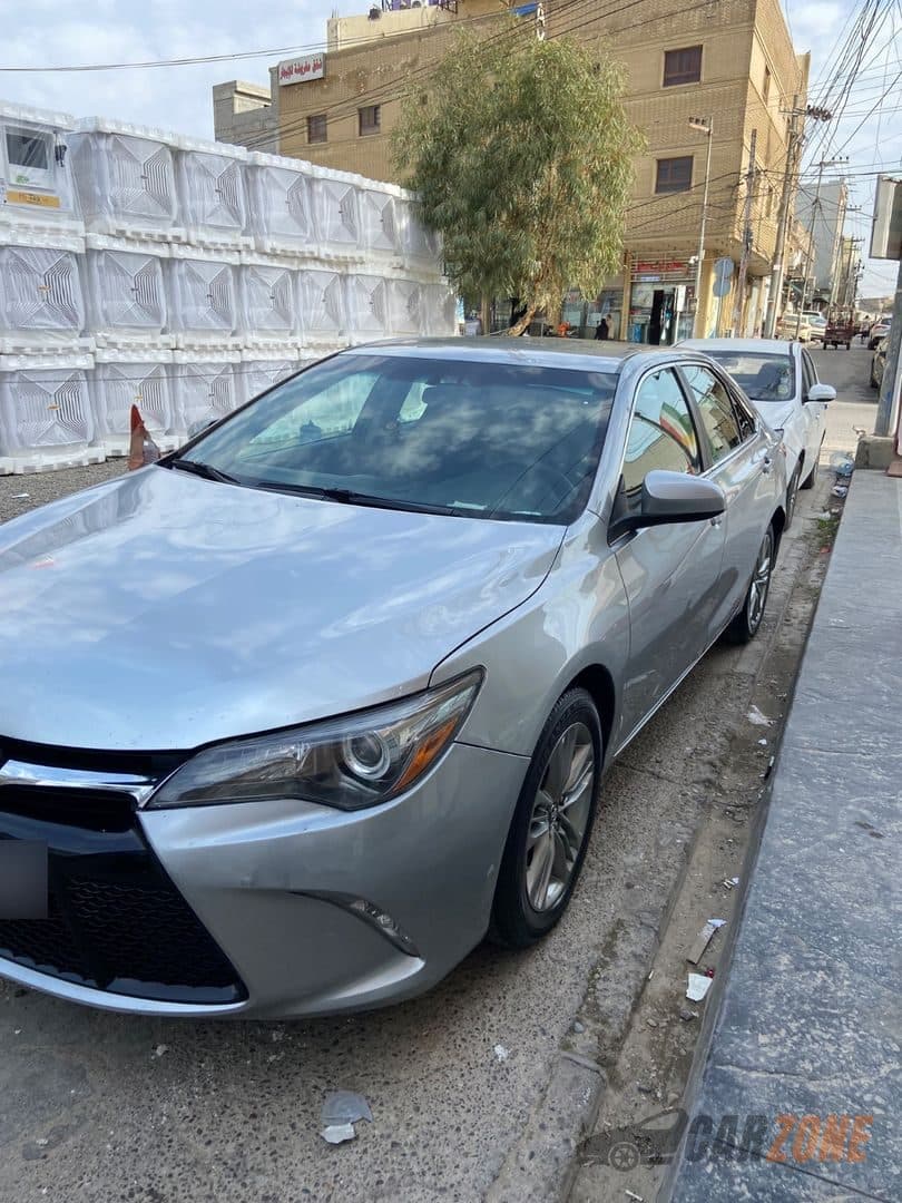 2017 تويوتا كامري إس إي - 1