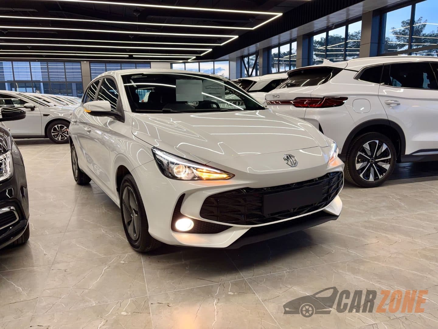 2026 ام جي إم جي 5 Standard thumbnail 3