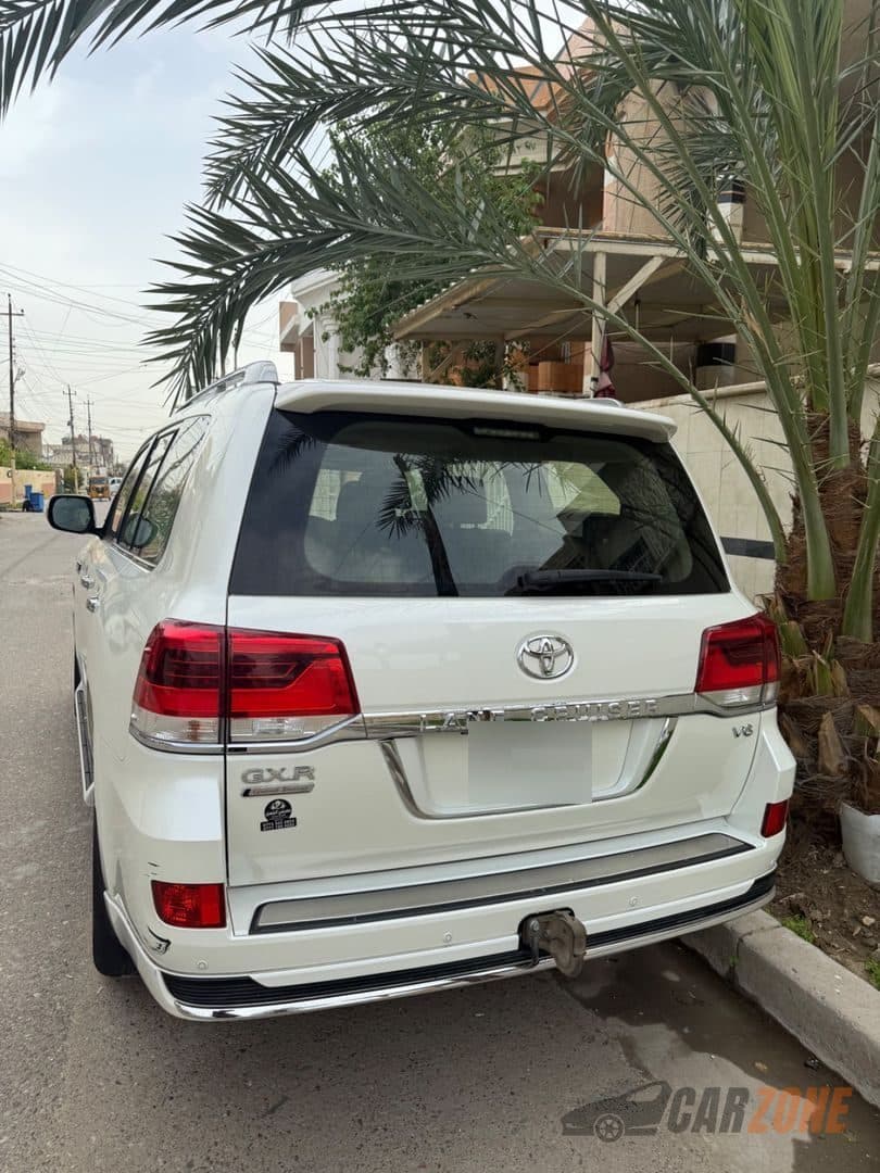 2021 تويوتا لاند كروزر GXR thumbnail 4