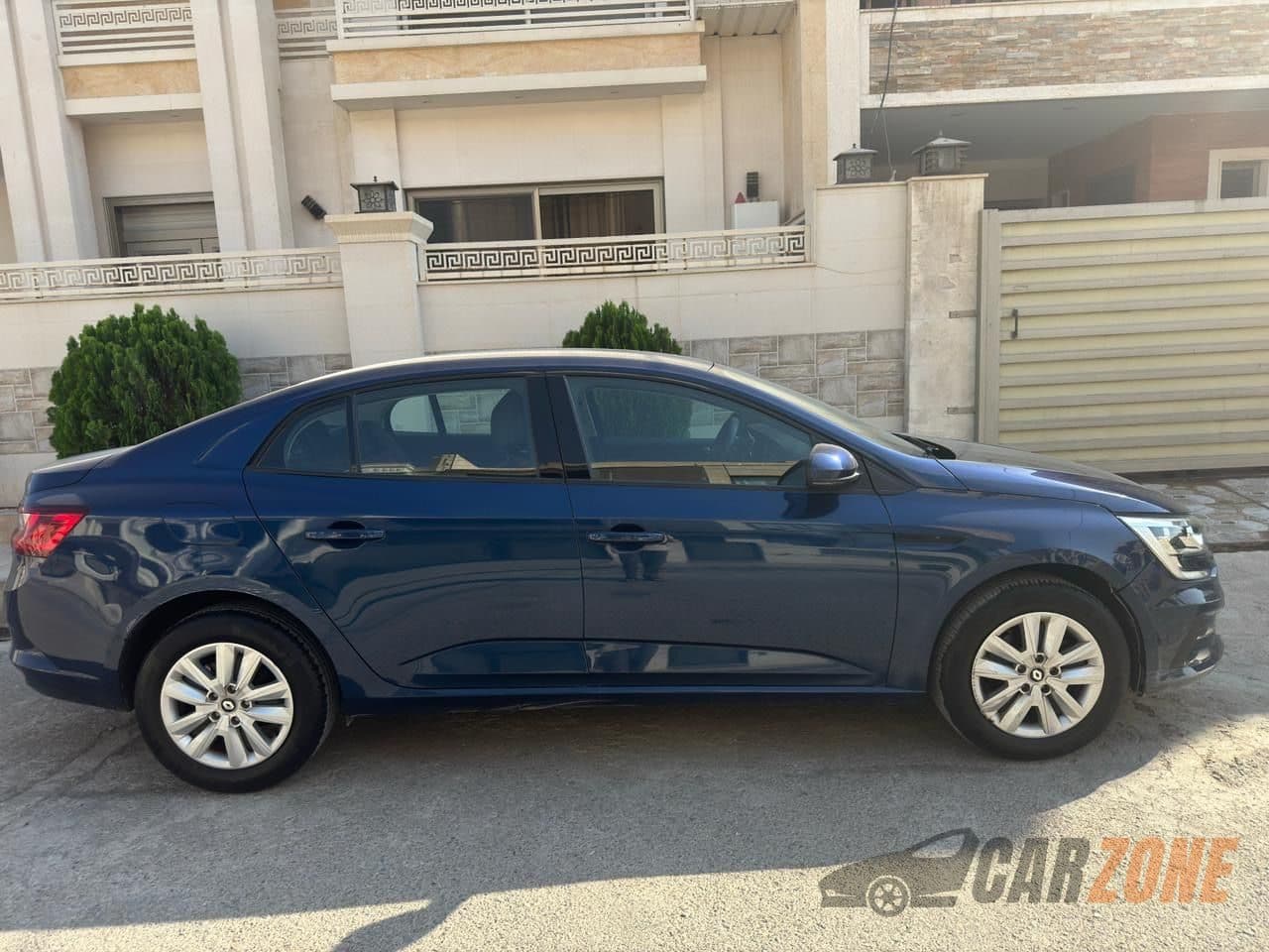 2023 رينو ميجان thumbnail 2