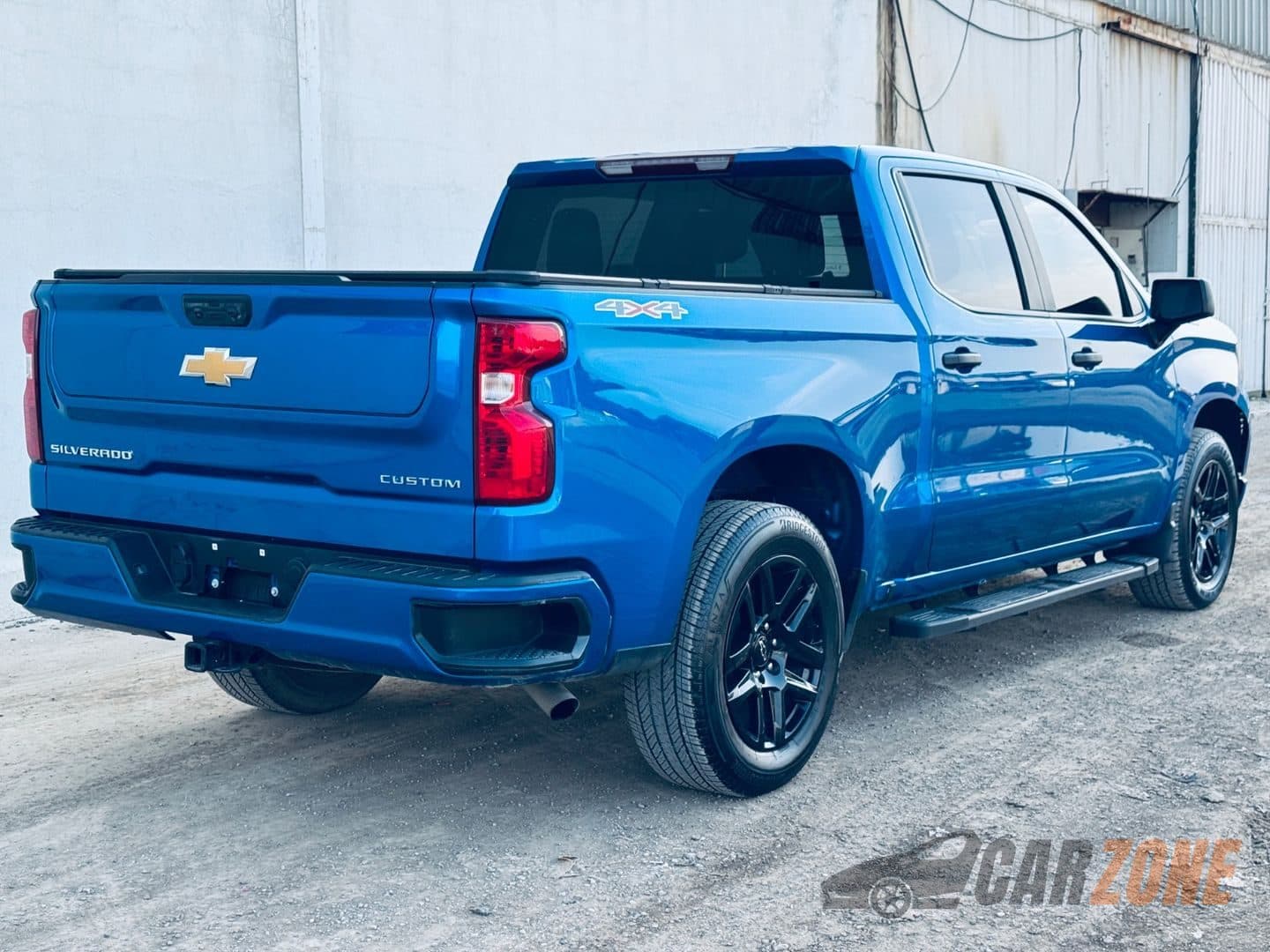 2024 Chevrolet Silverado SE thumbnail 4