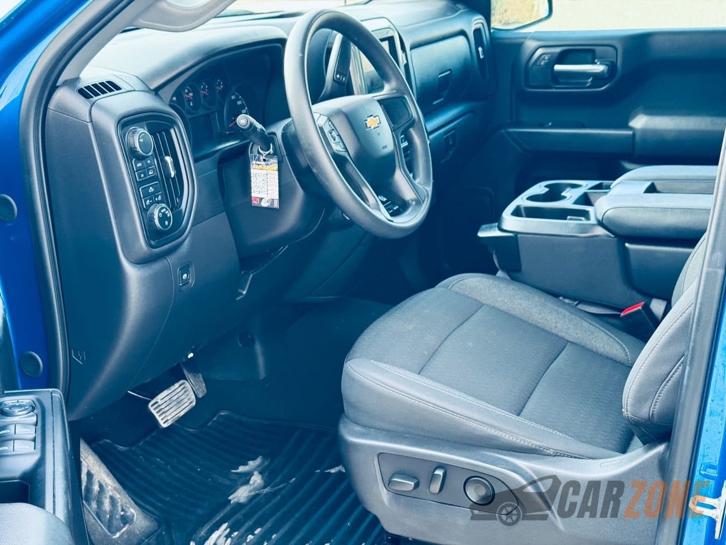 2024 Chevrolet Silverado SE thumbnail 7