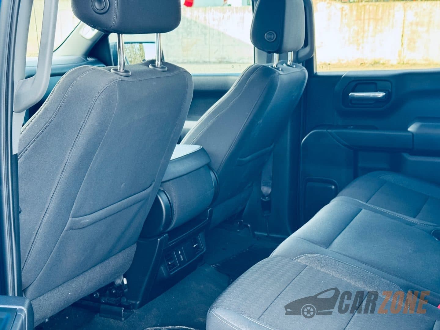 2024 Chevrolet Silverado SE thumbnail 8