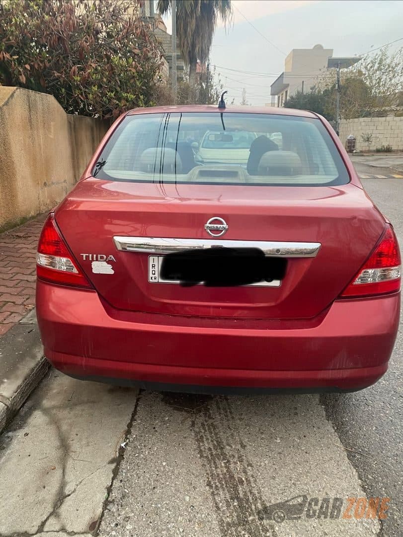 2009 Nissan Tida thumbnail 2