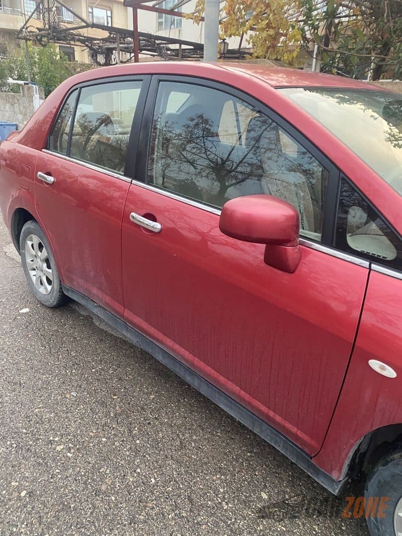 2009 Nissan Tida thumbnail 9