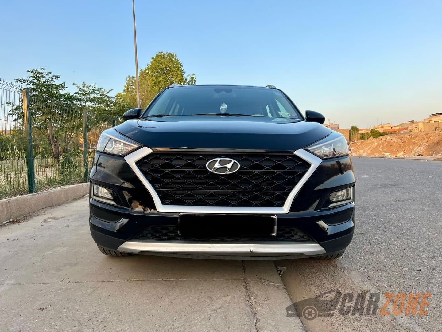 2019 Hyundai Tucson Base thumbnail 2