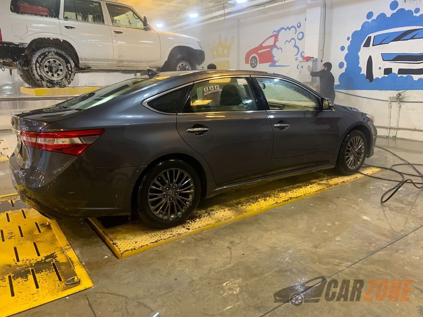 2013 تويوتا أفالون thumbnail 3