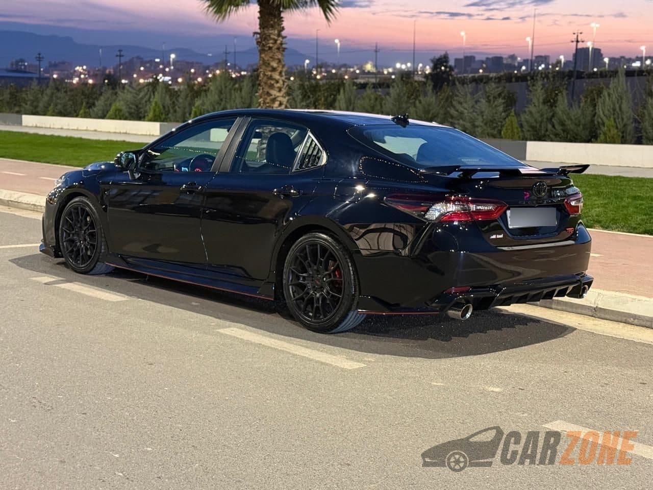 2022 تۆیۆتا کامری تی ئار دی thumbnail 4