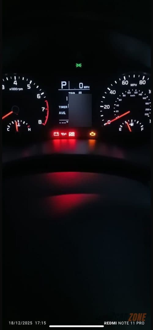 2021 Kia Rio thumbnail 5