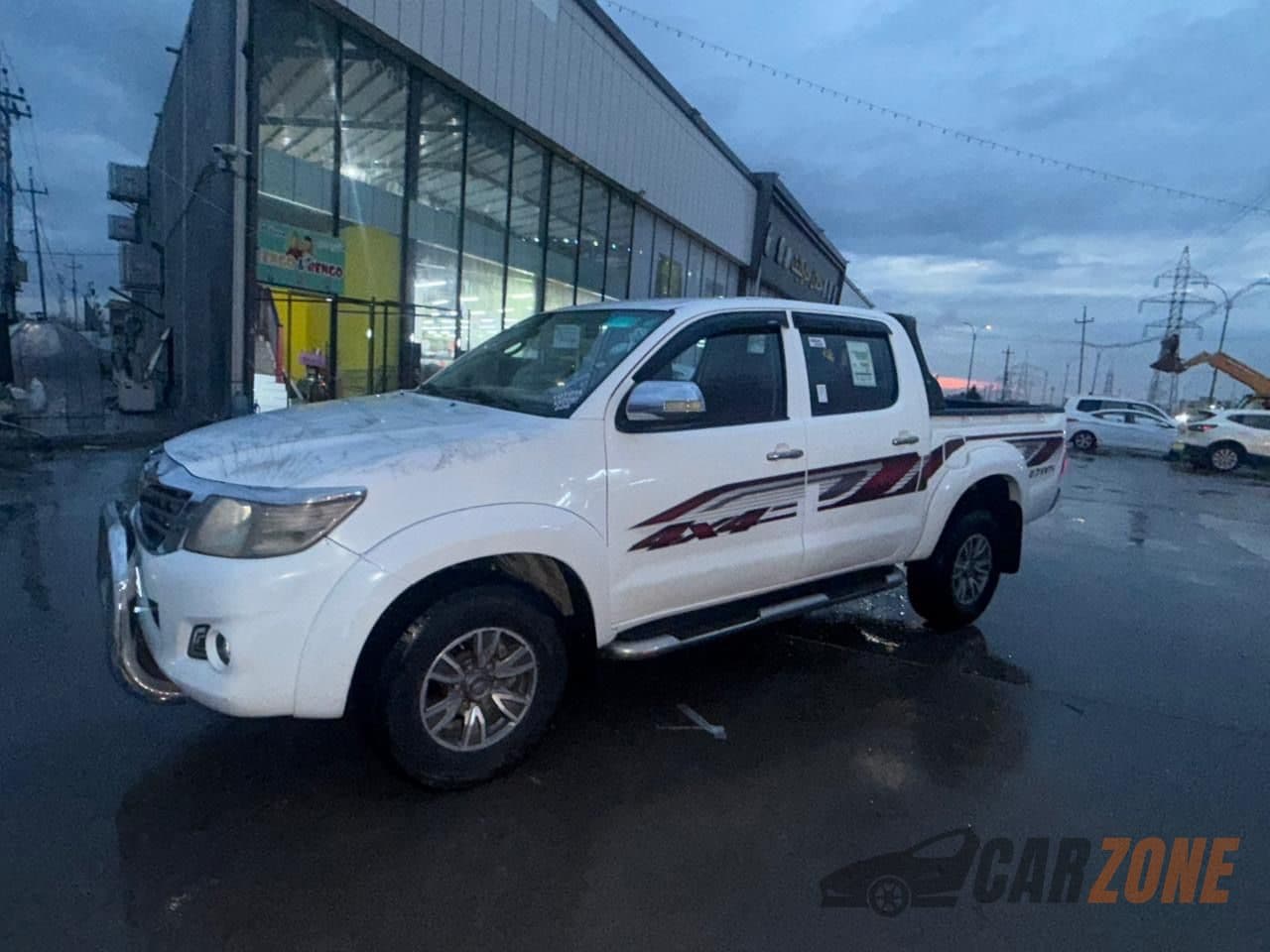 2012 تويوتا هايلوكس - 1