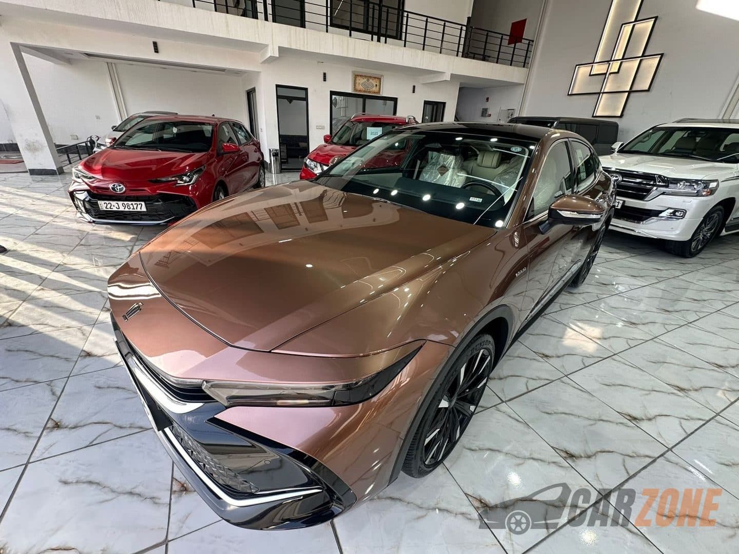 2024 Toyota Crown thumbnail 3