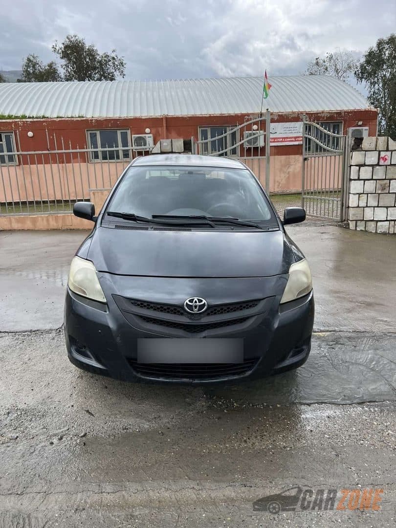 2008 تويوتا ياريس - 1