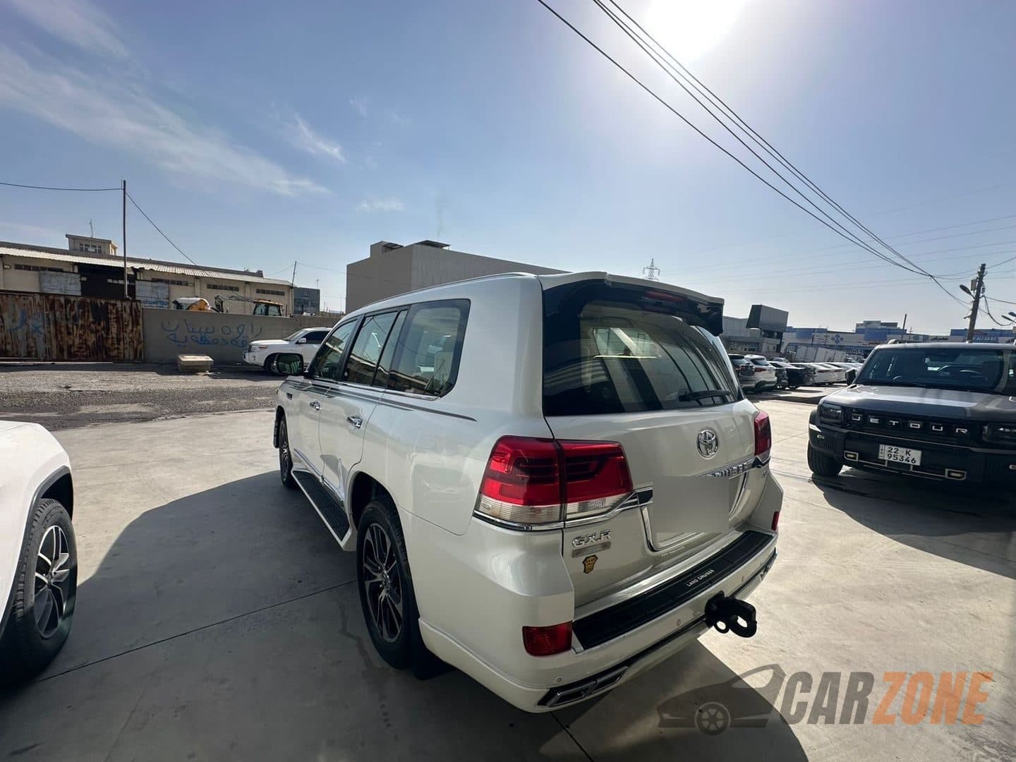 2018 Toyota Land Cruiser GXR thumbnail 4