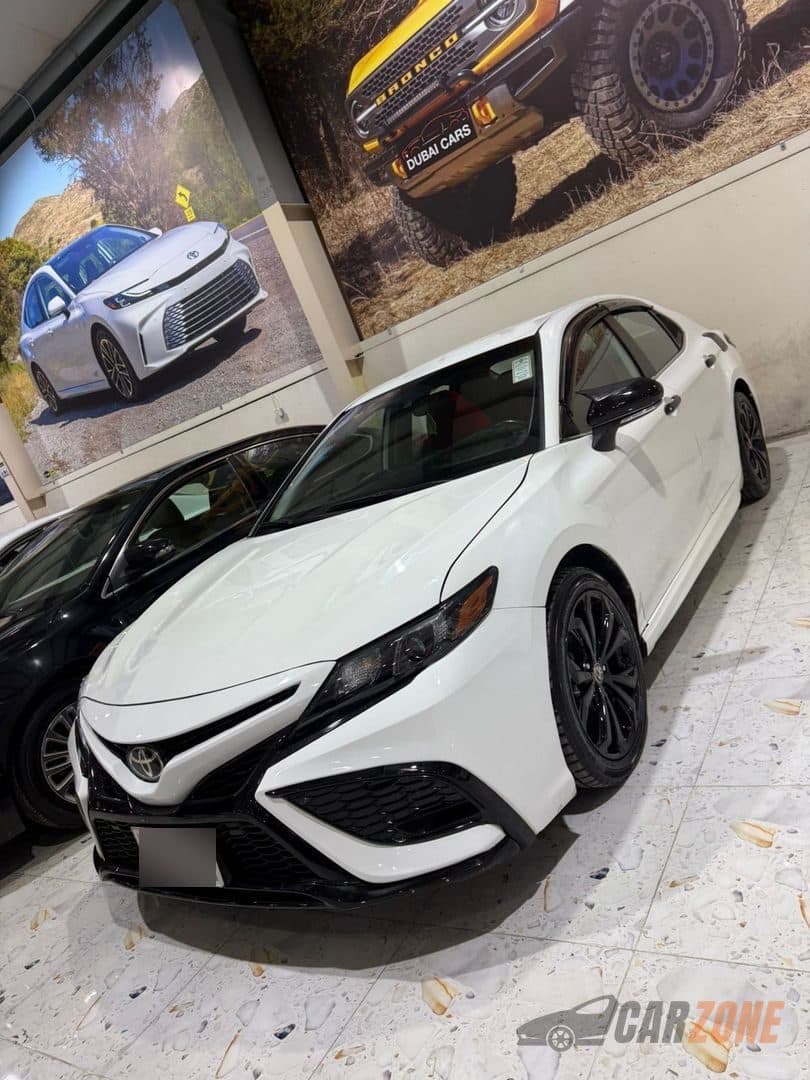 2023 Toyota Camry thumbnail 3