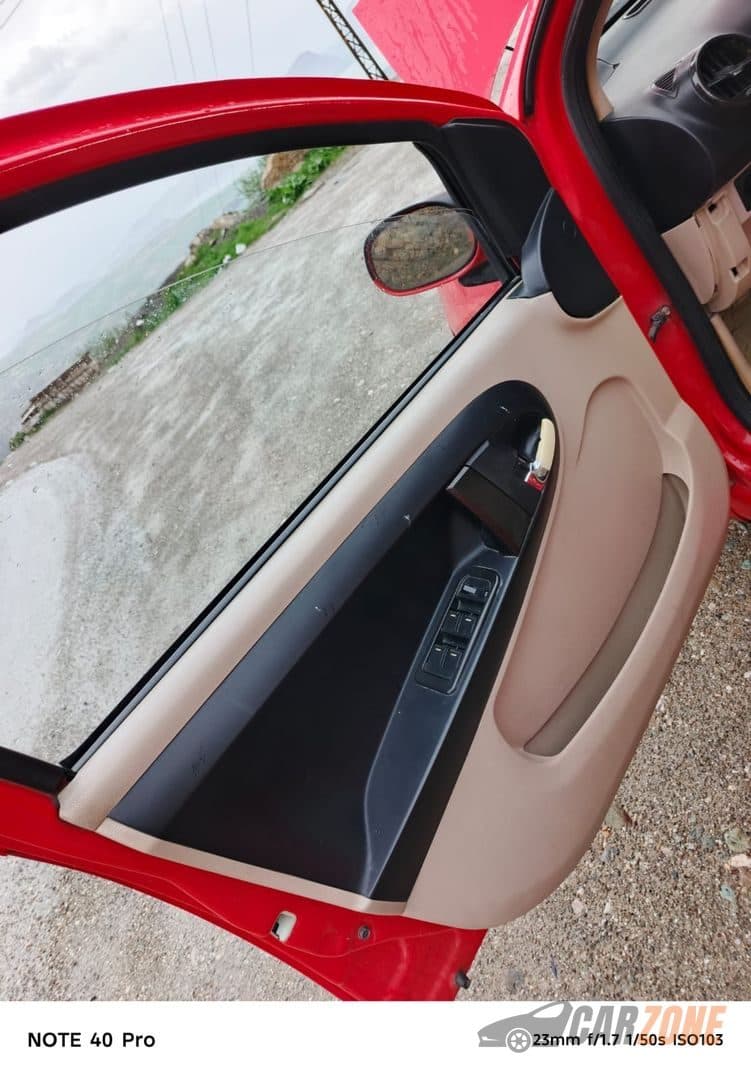 2013 جیلی پاندا thumbnail 6