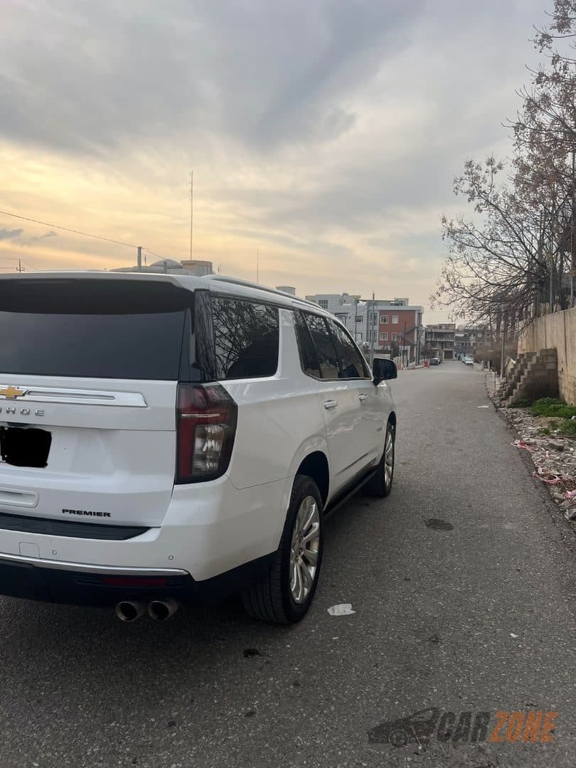 2023 Chevrolet Tahoe Premier thumbnail 4