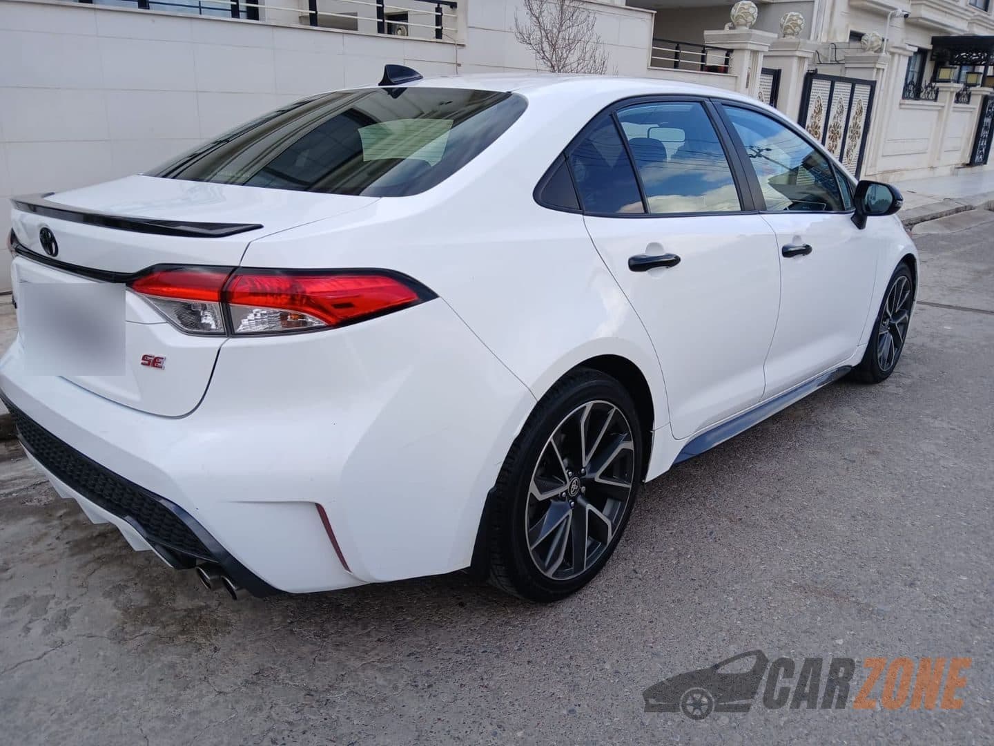 2020 Toyota Corolla thumbnail 6