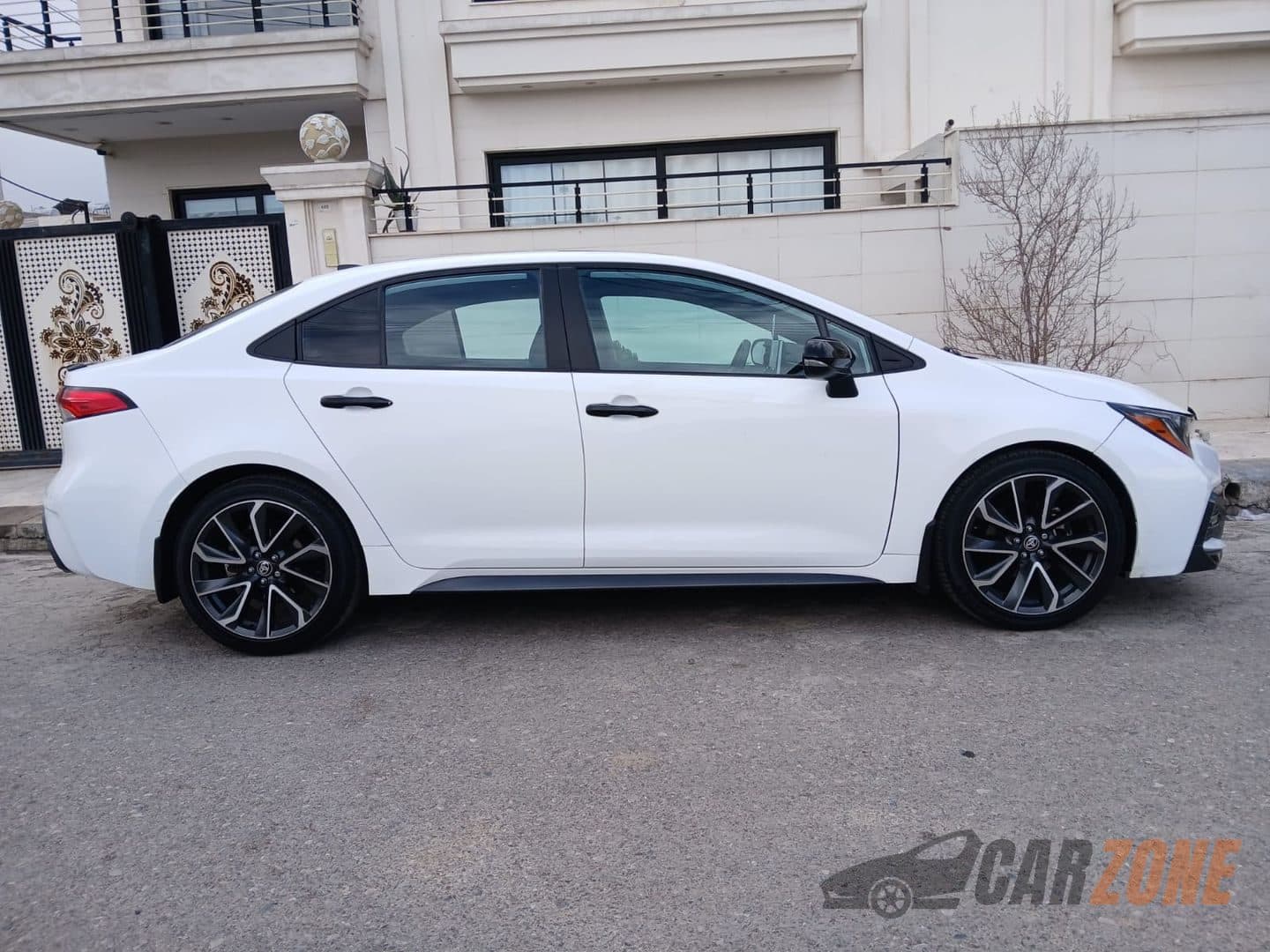 2020 Toyota Corolla thumbnail 7