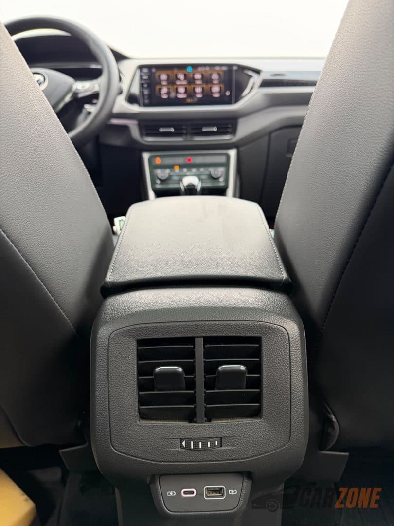 2024 Volkswagen T-Roc R-Line thumbnail 10