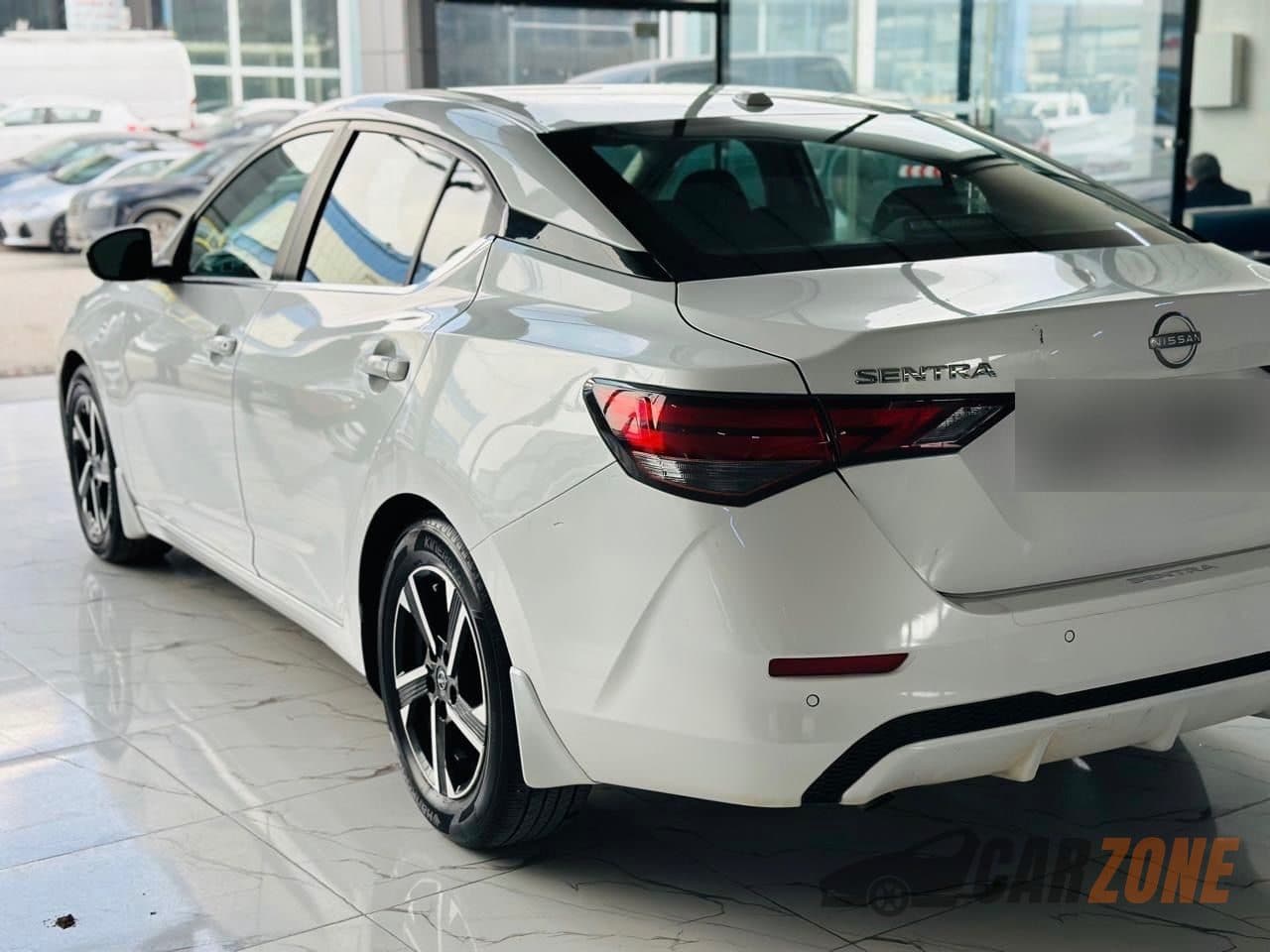 2024 نيسان سنترا SV thumbnail 4