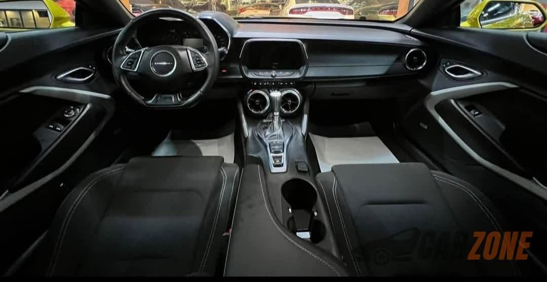 2024 Chevrolet Camaro LT thumbnail 8