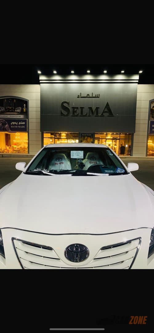 2009 Toyota Camry thumbnail 2