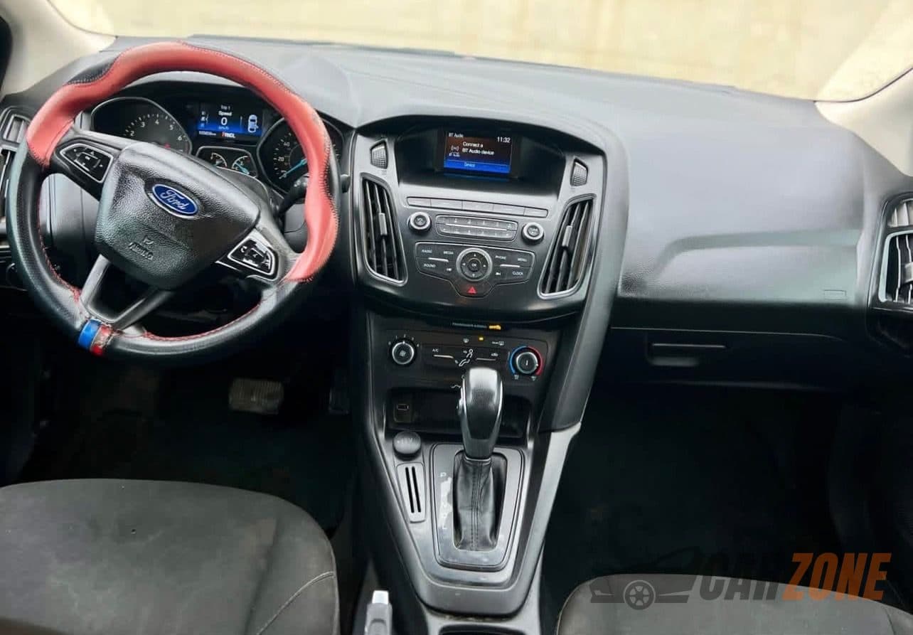 2018 Ford Focus thumbnail 7