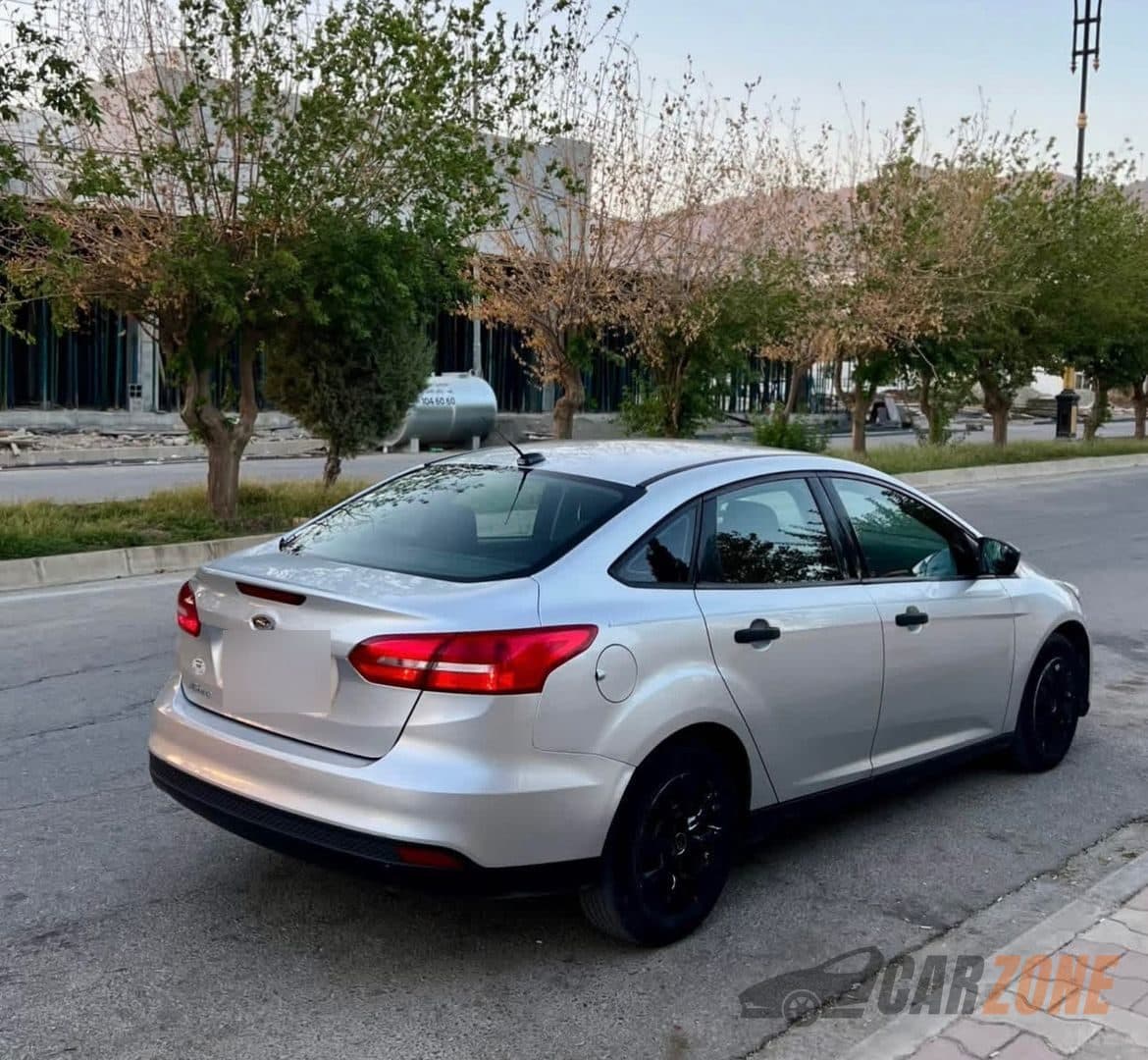 2018 Ford Focus thumbnail 9