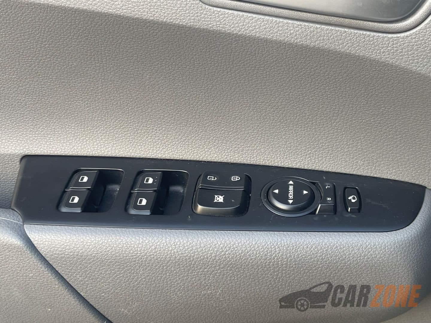 2021 Kia Picanto LX thumbnail 10